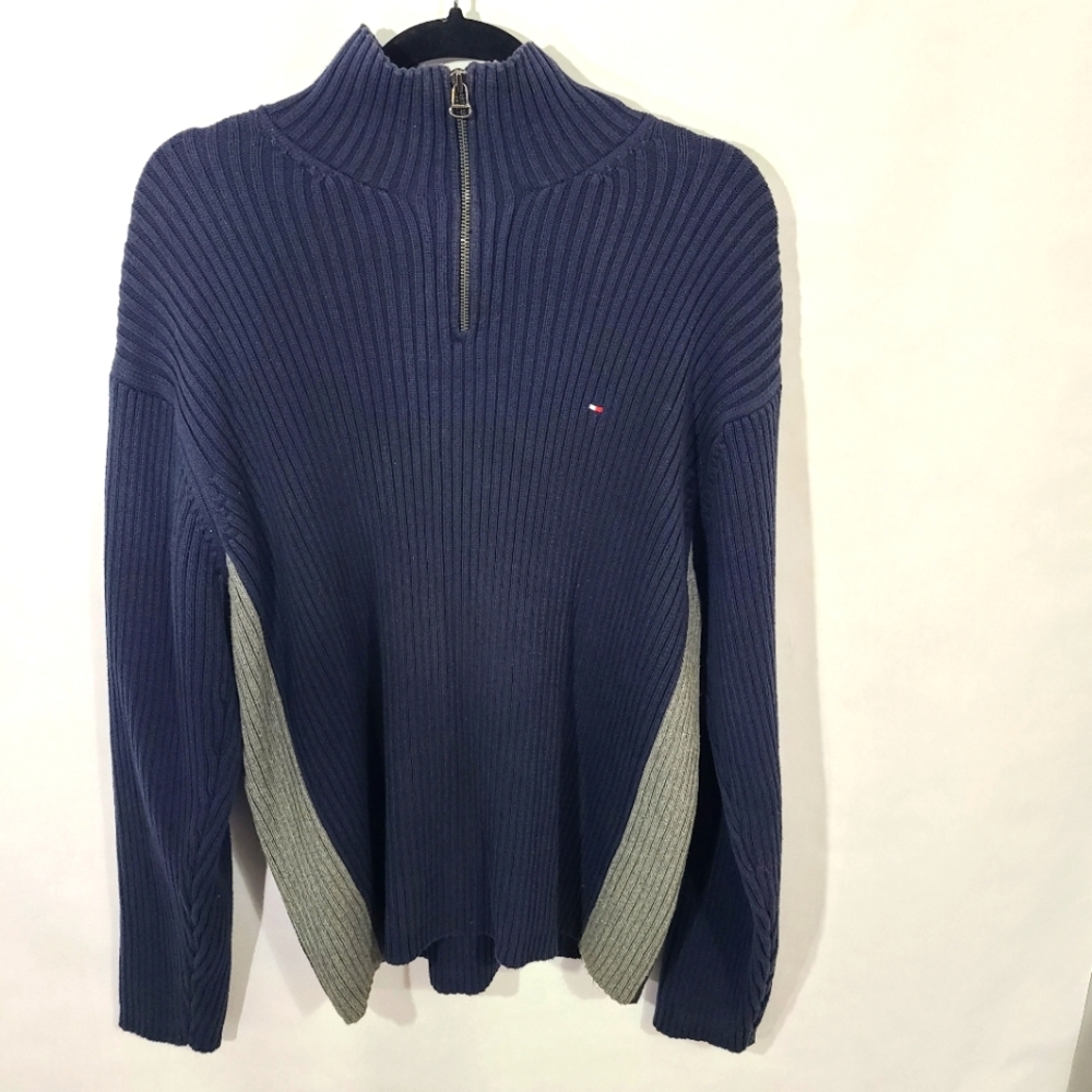 Tommy Hilfiger Men's Size Large 1/4 Zip Mock Turtleneck Sweater Navy and Gray